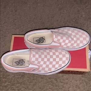 Pink and white checkered classic slip-on Vans